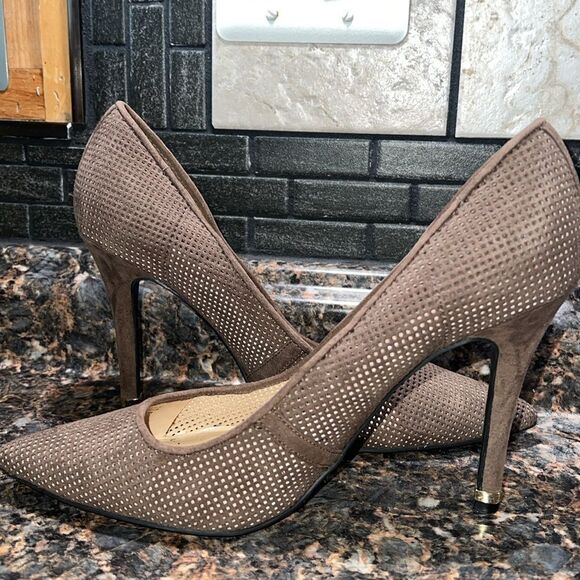 Guess Brown Suede Cutout Pointed Toe Heels Sz 10M - Picture 6 of 14